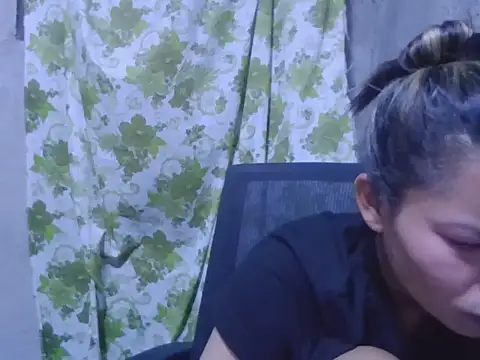 Sweeetgurll online show from November 20, 11:44 am