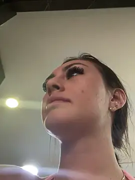 Isabellaa Palacios online show from April 9, 3:50 pm