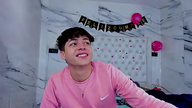 Ari and Storm online show from March 27, 2:29 pm