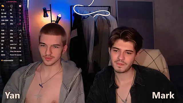 itsyanbb online show from November 22, 8:22 pm