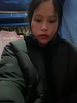 O o UwU o O online show from February 10, 6:16 am