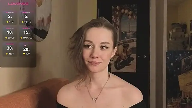 SkyHelen online show from April 12, 4:10 pm