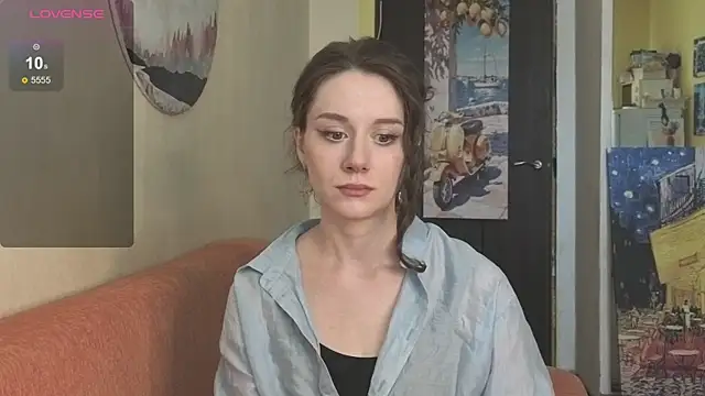 SkyHelen online show from April 1, 8:15 am