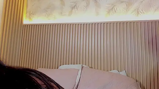 Liss-Reyes online show from April 9, 12:10 pm