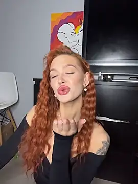 LittleFox    online show from April 3, 8:23 am