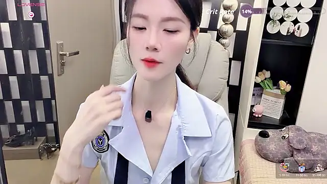 Yueyue-MM online show from May 31, 2:28 am