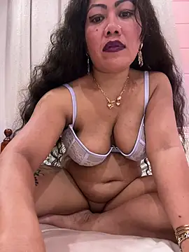 Lindarossyta online show from July 10, 7:14 pm