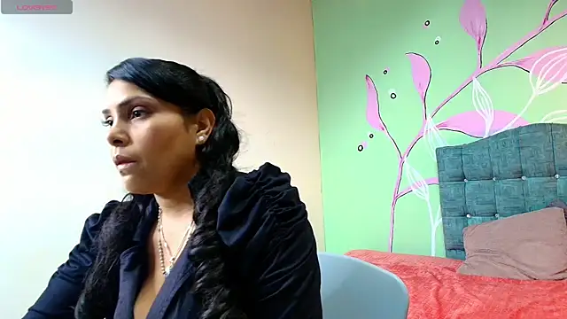 Ivi Rose   online show from September 29, 7:41 pm