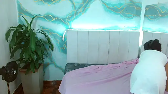 ivy scorpio online show from September 23, 2:04 pm