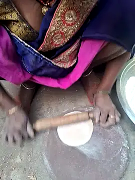 parmila203 online show from March 21, 2:05 am