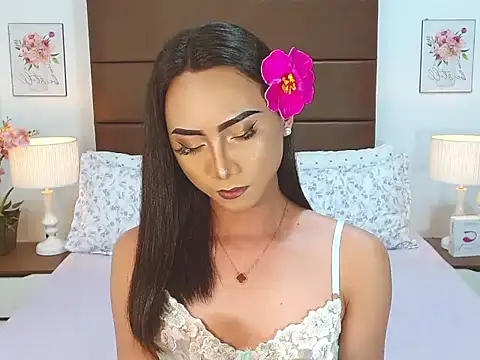 BlaireWilzon online show from April 15, 11:55 am