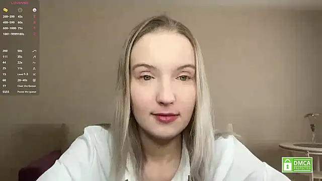 HongTomczak online show from March 11, 8:18 am