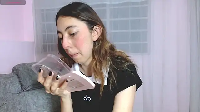 AnnieSparkle online show from March 16, 11:08 pm