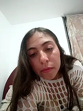 AlessandraPazzi online show from April 17, 3:30 am