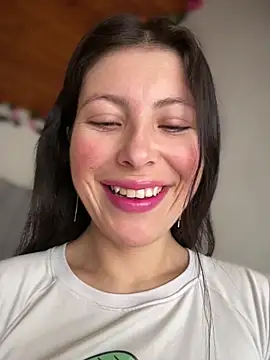 Mia salinass online show from March 29, 5:45 pm