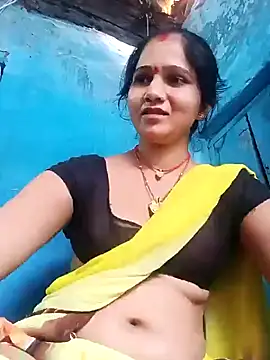 Jooli xx online show from April 1, 10:05 am