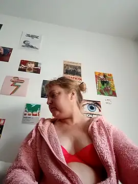 LiluLiluLilu online show from March 18, 2:22 pm