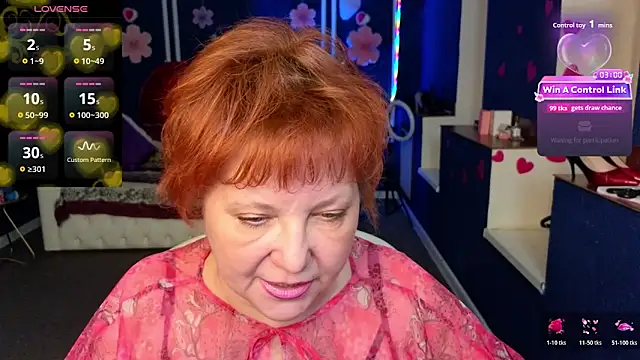 Kira Kenett online show from March 8, 7:40 pm