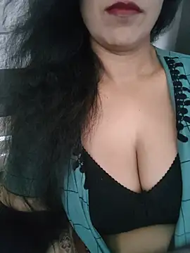 Deepa Sharma143 online show from May 22, 1:58 am