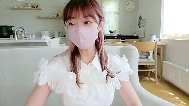 SUZU 1201 online show from May 30, 2:53 am