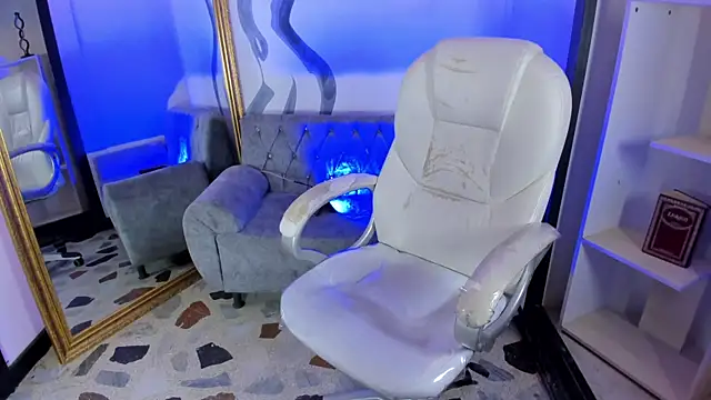 AlliceCopper online show from April 7, 1:24 pm