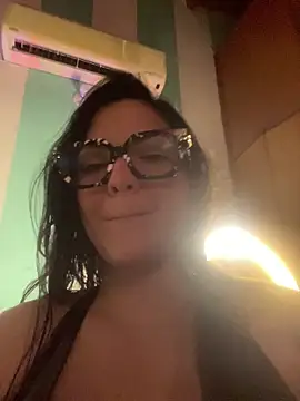 alilith online show from August 3, 6:13 pm