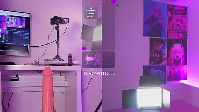 Aurora-Doll1 online show from April 3, 4:21 am