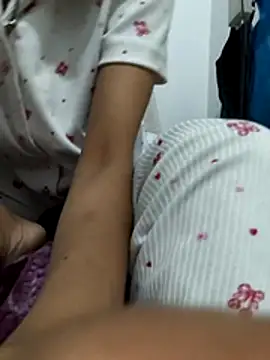 Aidakhan1212 online show from April 12, 1:52 am