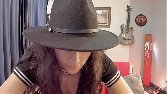 XxnikolayxX online show from November 18, 8:10 pm