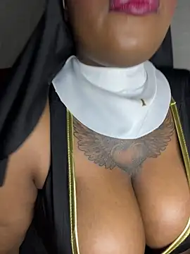 QUEEN NOBUHLE 777 online show from July 14, 2:05 am