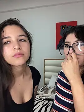 Sweet and Rous0 online show from July 2, 3:06 am