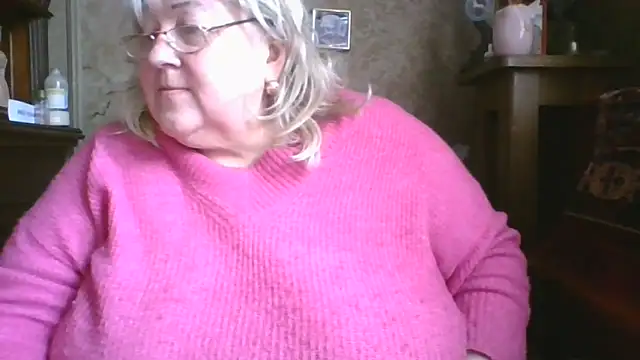 Lala-Love56 online show from April 8, 8:49 am