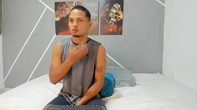 Sexy777Couple online show from May 16, 1:52 am