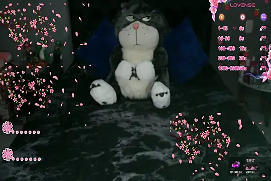 MIIN JII 1 online show from April 9, 4:15 am