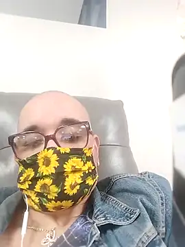 Yarry40 online show from February 12, 5:03 pm