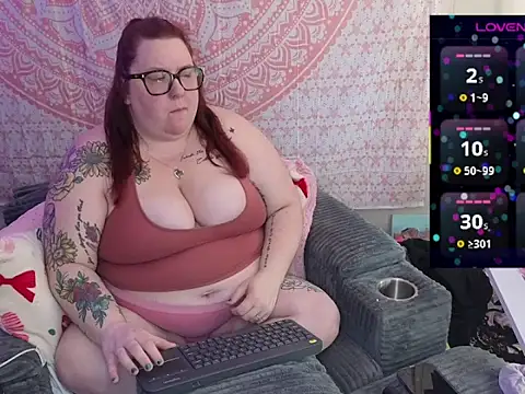 brookenicole3003 online show from May 31, 12:00 pm