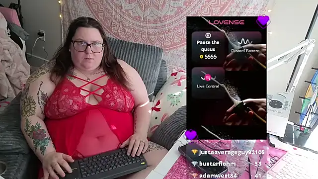 brookenicole3003 online show from April 16, 1:11 pm