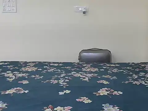 MISS SOMIYA online show from May 27, 4:37 pm