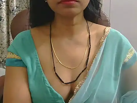 MISS SOMIYA online show from April 13, 7:47 pm