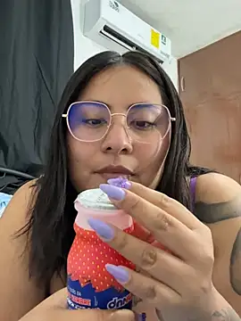 Edalyn29 online show from March 21, 8:52 am