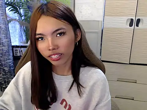 cutie milker online show from February 19, 5:07 am