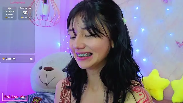 april bennett online show from March 7, 1:18 pm