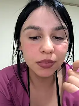 Daniela-rosee online show from April 15, 2:56 am