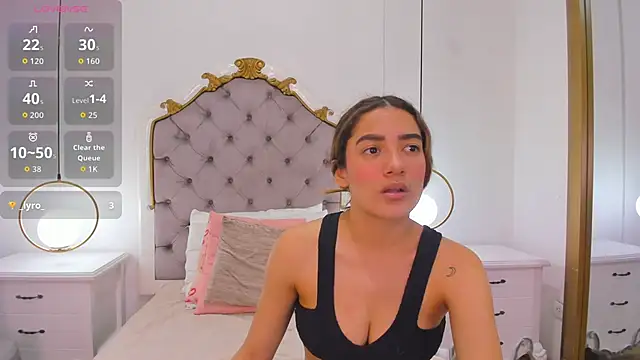 Skylerwhite02 online show from March 15, 4:03 am