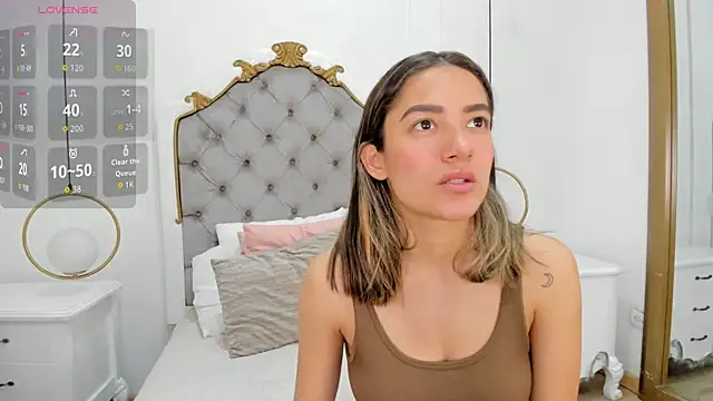 Skylerwhite02 online show from March 7, 4:08 am