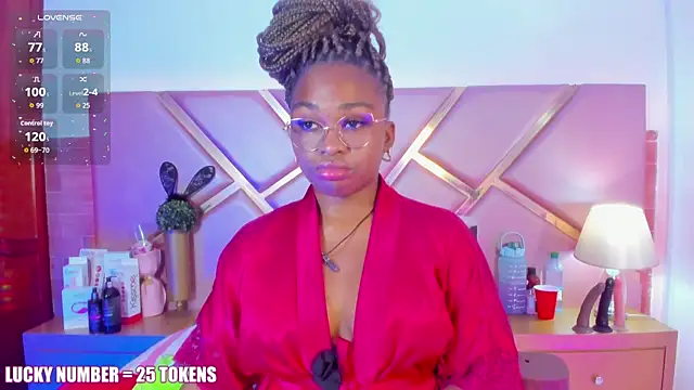 SophieSinclair online show from March 26, 1:02 pm