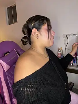 Anabelle 00  online show from March 13, 3:30 am