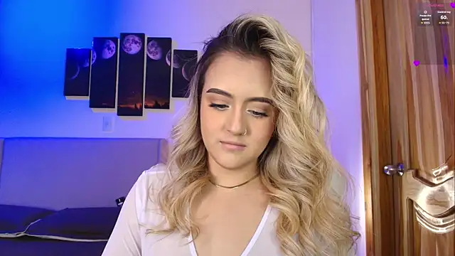 MaryMoon  online show from March 26, 12:24 am