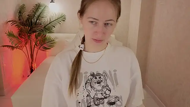 bella li   online show from March 27, 1:51 am