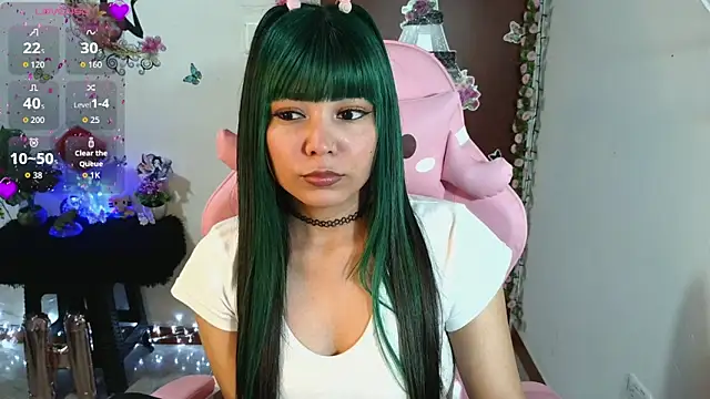 Maron baez 18 online show from April 14, 2:00 am